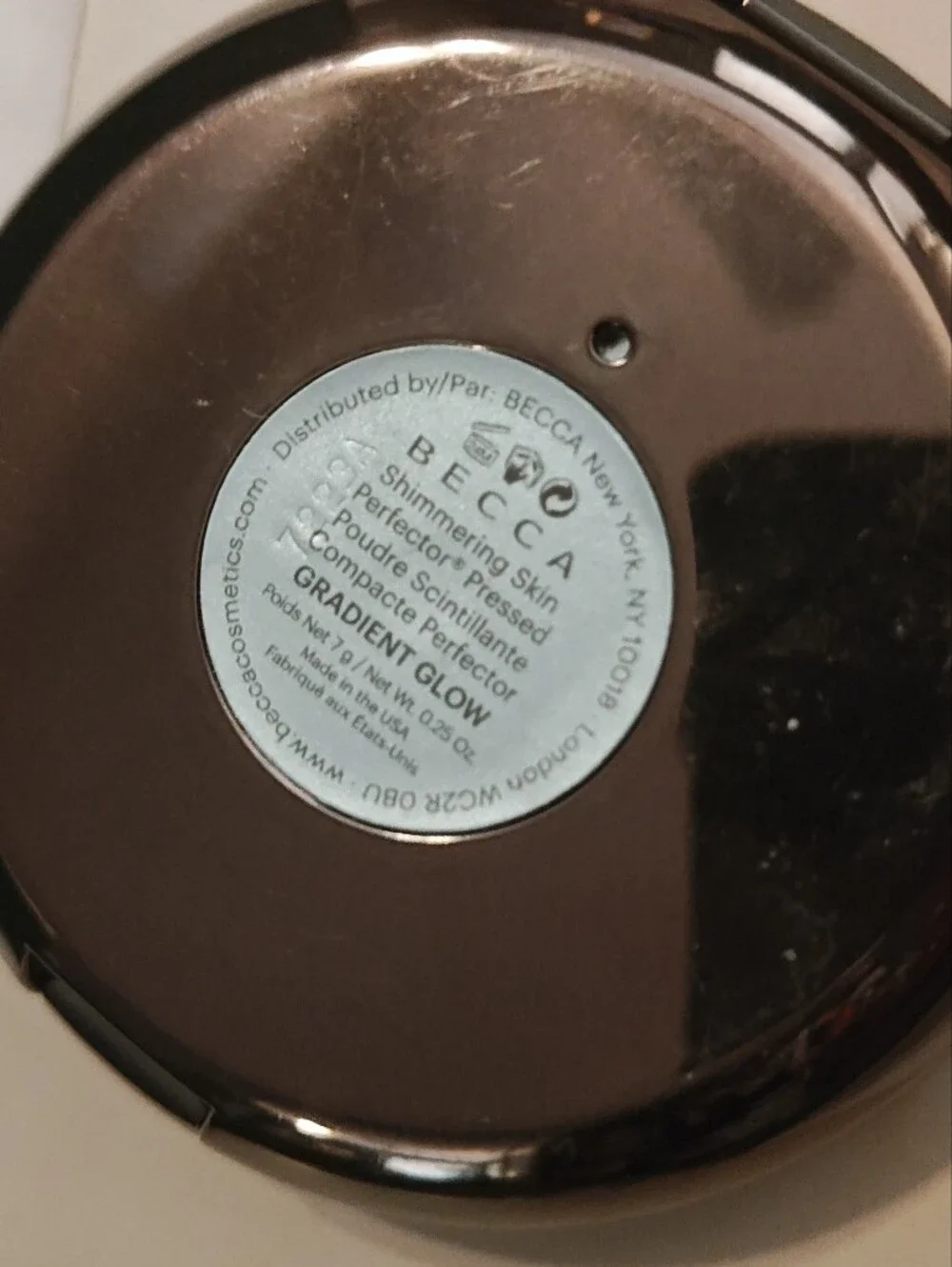 Becca Compact Powder Case in Gradient Glow